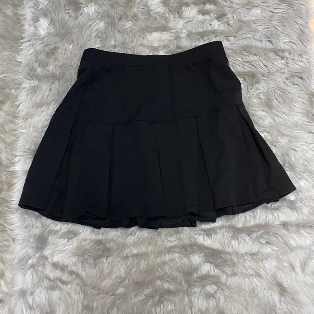 New Skirt Alert